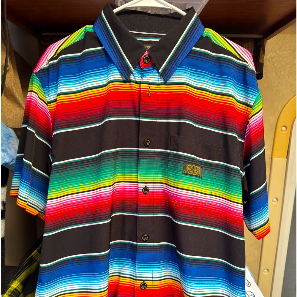 Dixon size large bamboo button up shirt